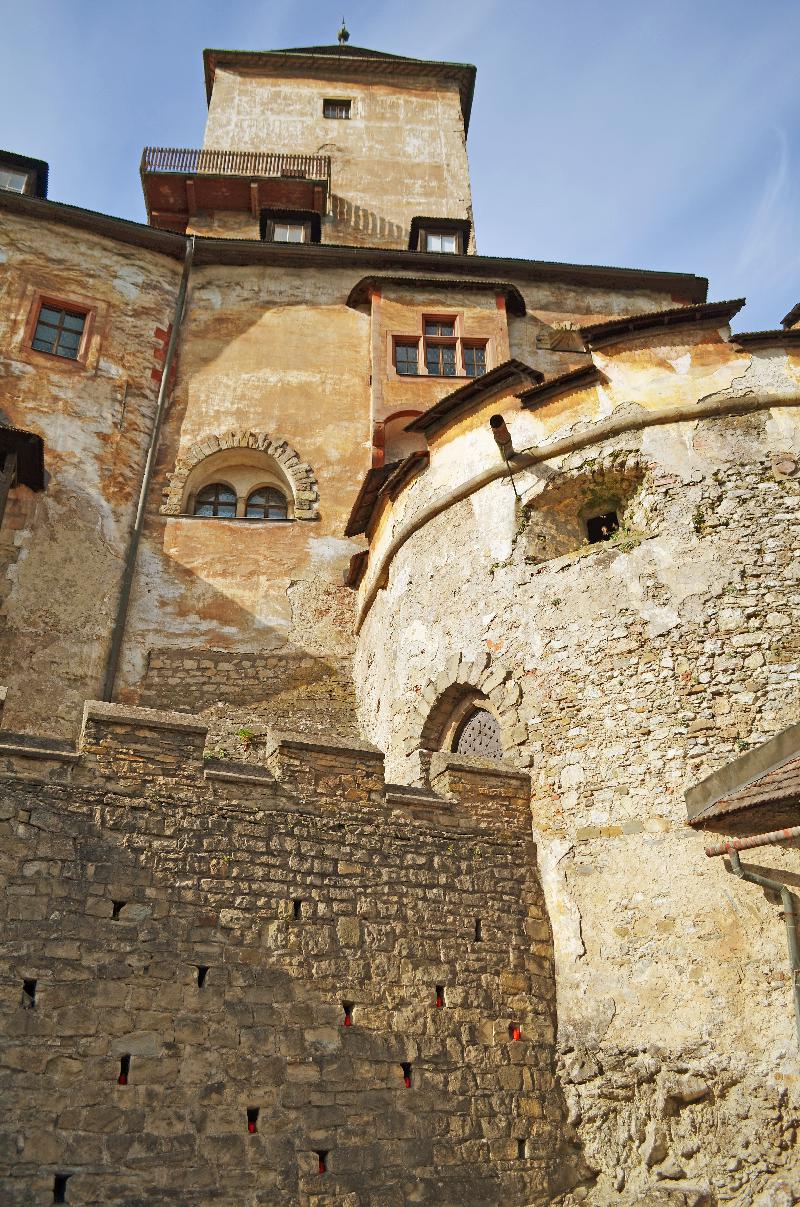 Orava castle,old castle walls,medieval castle,Oravsky hrad,Slovakia Oravsky Podzamok,medieval stronghold,medieval architecture,beautiful old castle