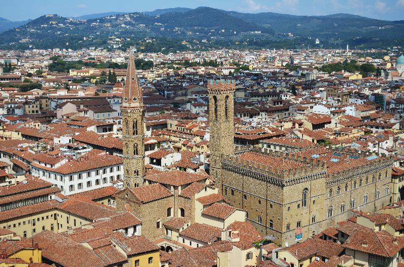 Florence  birds eye view,Florence roofs,middleage city,old buildings